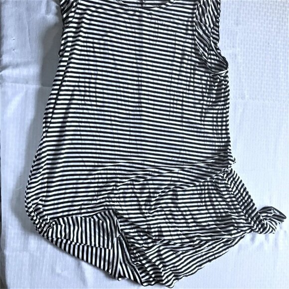 Old Navy Black and White Striped Dress w/ ruffle sleeves - Picture 6 of 10